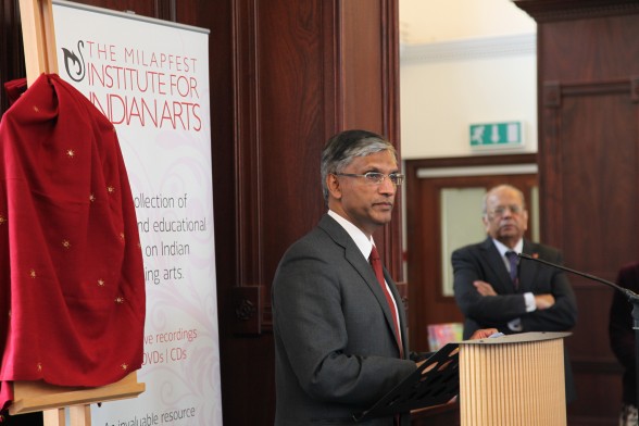 Professor Pillay addresses guests at the launch of MIIA