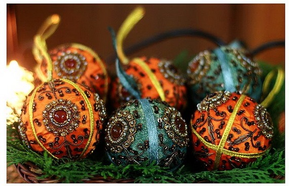 Beaded-Ornaments-Seasons_resize